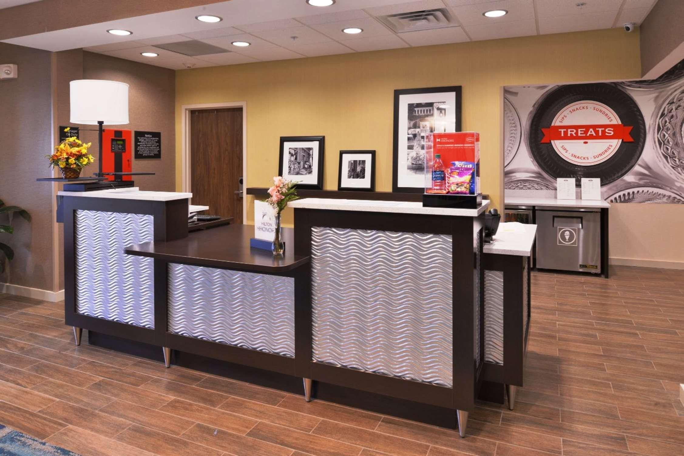 Hampton Inn Ливенворт Экстерьер фото