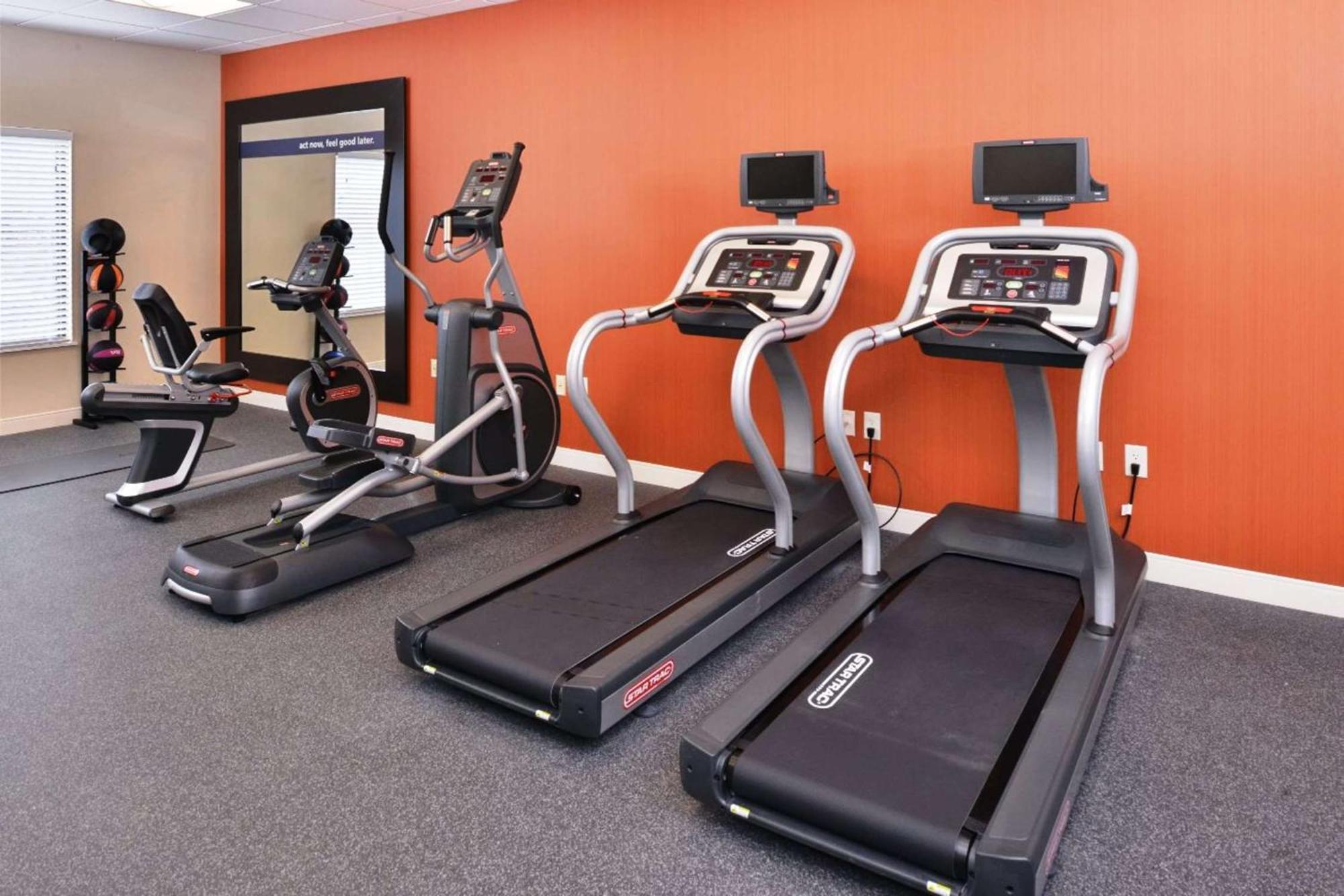 Hampton Inn Ливенворт Экстерьер фото